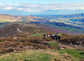 El Club de Montaa Pico Cordel se sube a los yacimientos arquelogicos cntabros