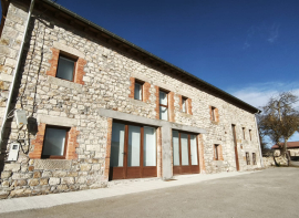 Concluyen las obras de rehabilitaci�n del futuro albergue municipal de Campoo de Yuso