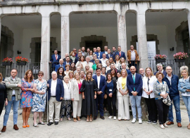 La Consejera de Presidencia destina 110.000 euros para mejorar y equipar las Casas de Cantabria