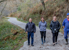 Desarrollo Rural repara el camino rural 'Subida a Obios' de Pujayo