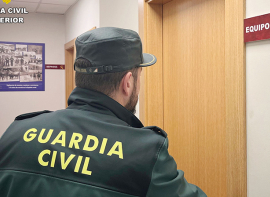 Dos investigados por sustraer focos que estaban siendo retirados en los tneles de la A-67 entre Reinosa y Cartes