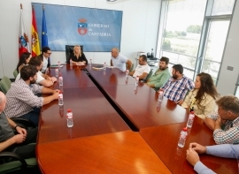 El Ejecutivo regional se moviliza para ayudar a los ganaderos cntabros con animales afectados por los incendios en Castilla y Len