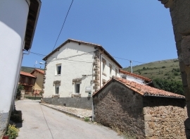 Enmedio anuncia la segunda fase de rehabilitaci�n de las antiguas escuelas de Fontecha