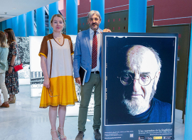 La exposicin 'Homenaje a lvaro Pombo. Una narrativa de la fragilidad' se podr contemplar en el Palacio de Festivales durante julio y agosto