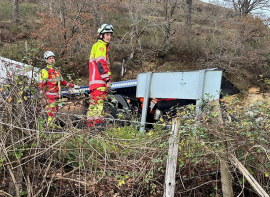 Fallece un conductor de 58 aos tras salirse de la carretera en Los Tojos