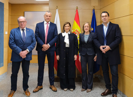 Gobierno y FMC trabajar�n conjuntamente para elaborar un cat�logo de puntos de intervenci�n en instalaciones obsoletas de Telef�nica