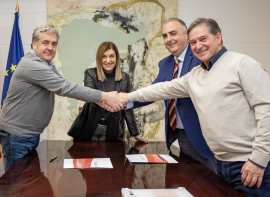 Gobierno regional y Ayuntamiento de Reinosa formalizan la cesi�n de cinco viviendas para alquiler asequible