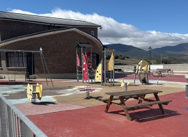 El Gobierno regional financiar� la renovaci�n de un parque infantil en Matamorosa y otro en Fresno del R�o