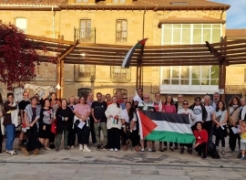 Un grupo de vallucos se concentr 