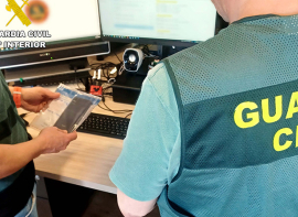 La Guardia Civil evita el cobro de una extorsin de casi 4.000 euros y detiene a los presuntos autores