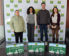 Gull�n dona a C�ritas cestas de Navidad