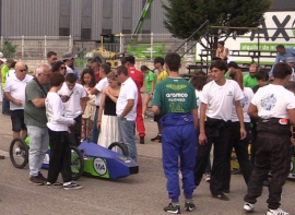 El IES Montesclaros-Team Cantabria se impone en la 'Reinosa Urban Race' de coches el�ctricos 