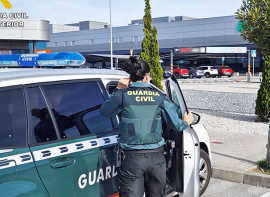 Una investigada por estafar presuntamente 3.000 euros  a una mujer de 83 aos por el mtodo tocomocho