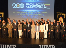 La Jefatura Superior de Polic�a de Cantabria celebra la fiesta de sus patronos, los 'Santos �ngeles Custodios'