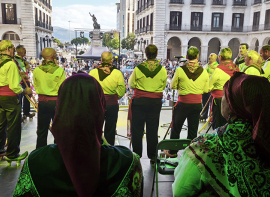 El Liguerucu participa en el festival Folclore en Grande de Santander