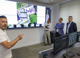 MARE estrena una sala de control para reforzar la gesti�n y modernizaci�n de la red de puntos limpios de Cantabria