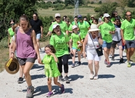 M�s de 750 participantes toman la salida en la Marcha Solidaria de Campoo de Enmedio