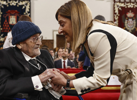 El Palacio de Festivales acoge a partir del jueves la exposicin 'Homenaje a lvaro Pombo. Una narrativa de la fragilidad'