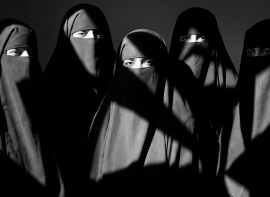 El PP lleva al Parlamento de Cantabria una iniciativa para prohibir el burka y el niqab en espacios p�blicos