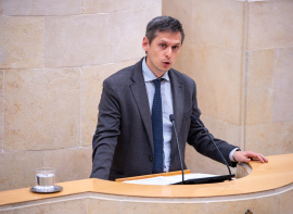 El PSOE propone un plan para reducir las listas de espera en la sanidad de Cantabria frente a las pol�ticas de 