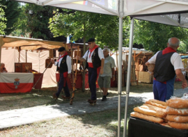 Las Rozas de Valdearroyo celebrar el 9 de agosto el II Mercado Agroalimentario
