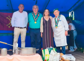 Urrutia manifiesta en Pesquera el compromiso del Gobierno con la promoci�n de los quesos de Cantabria